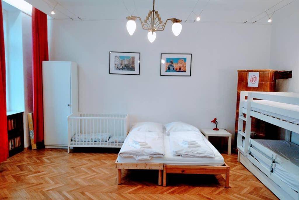 Apartment Family With Two Bathrooms Near To Center Wien